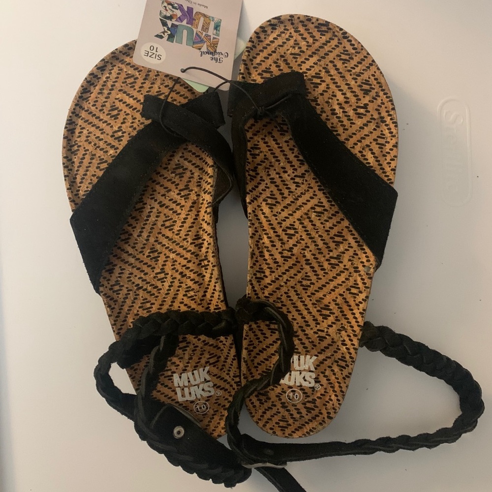 SOLD NWT MUK LUKS Black Suede Sandals
